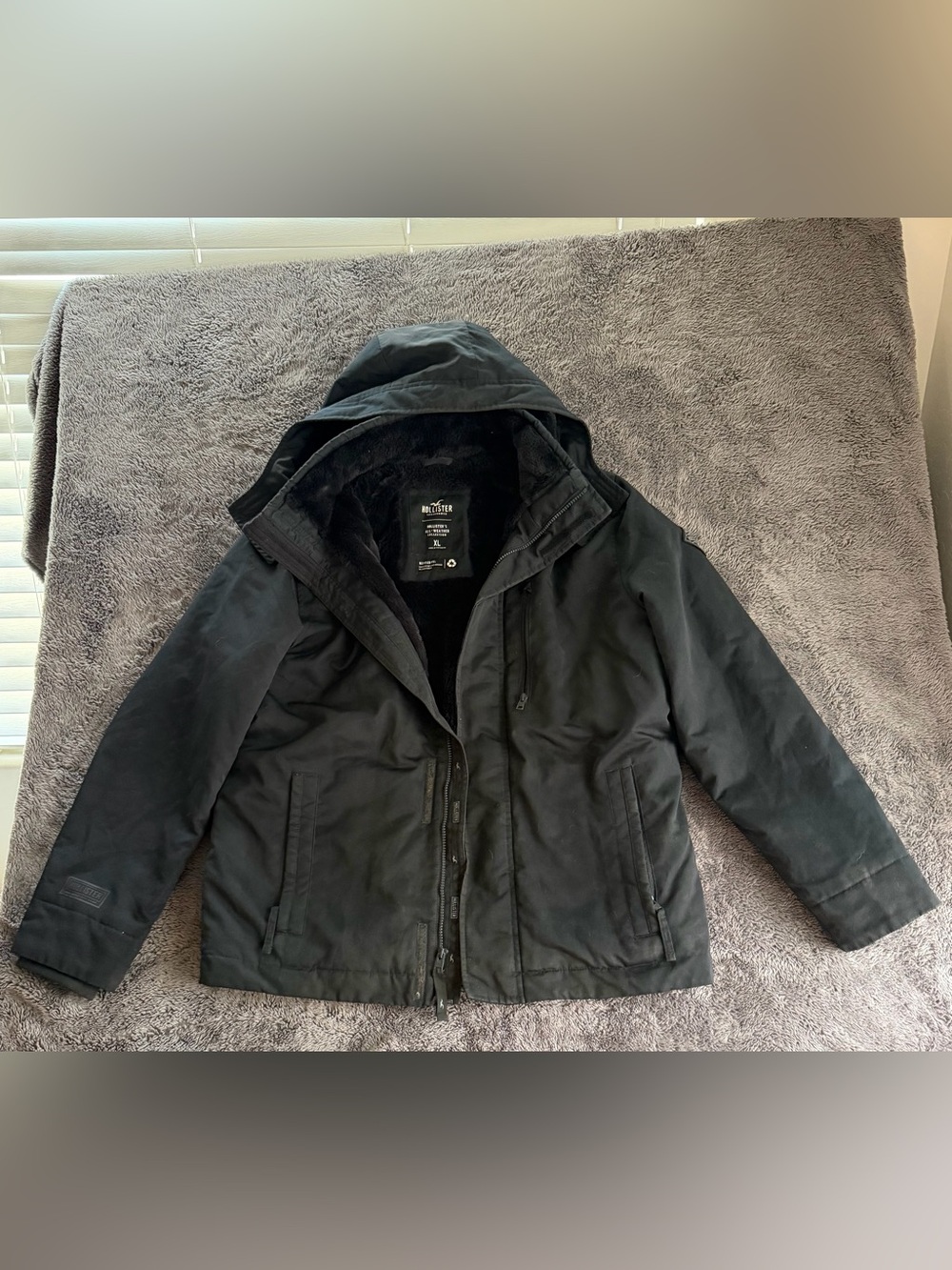 Hollister Men's Black Hooded Field Jacket